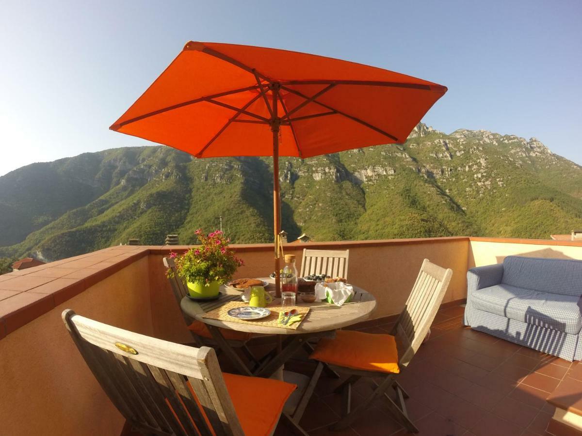 Arve Castelbianco - B&B E Appartamento Colletta Luaran gambar